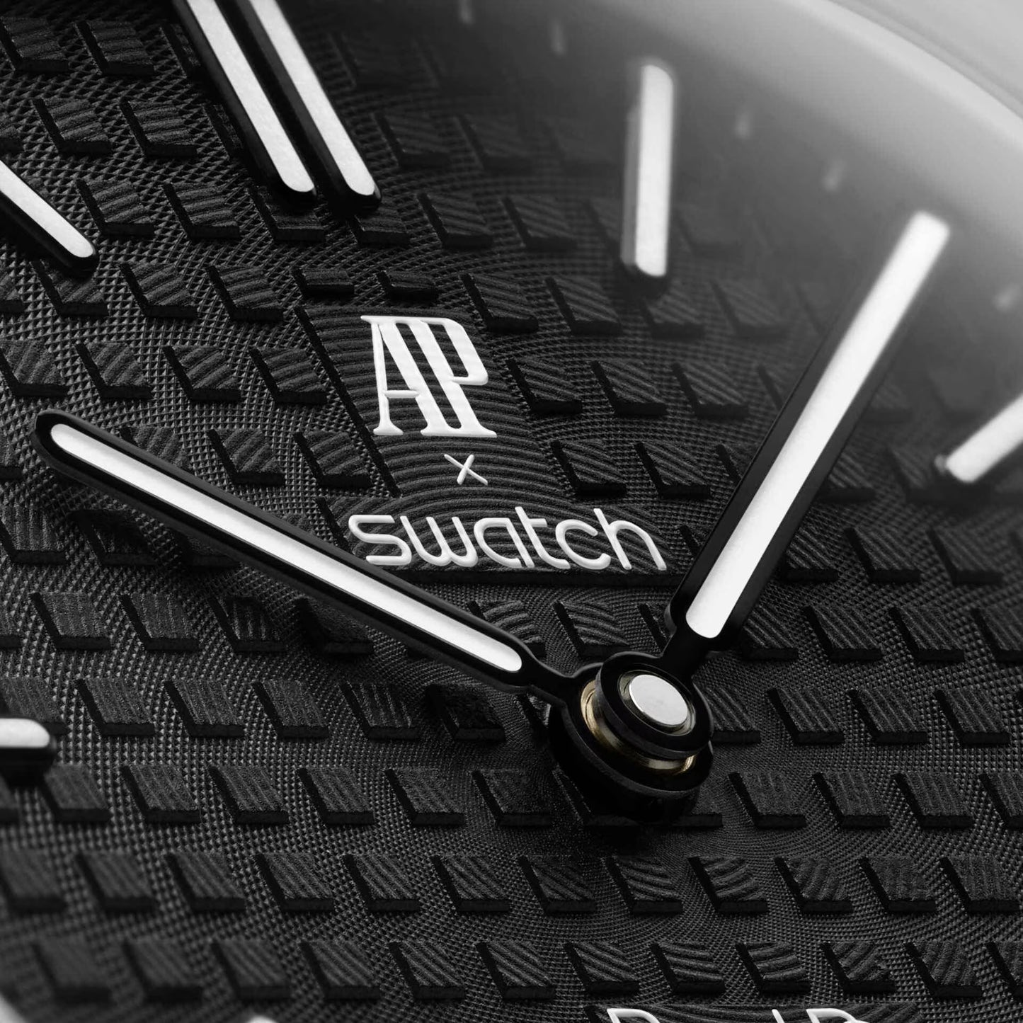 AP x Swatch Ocho Negro